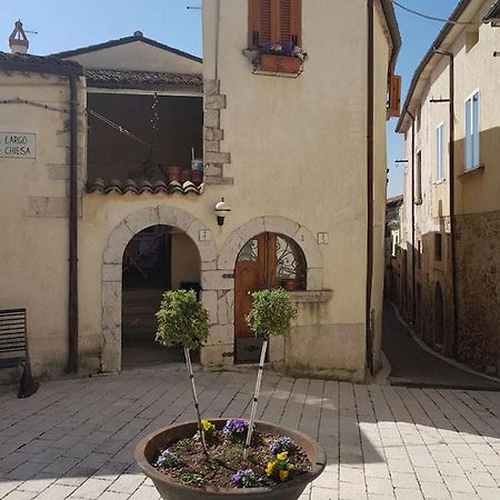 Antico Borgo Bed & Breakfast Fornelli Bagian luar foto