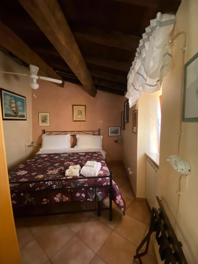 Antico Borgo Bed & Breakfast Fornelli Bagian luar foto