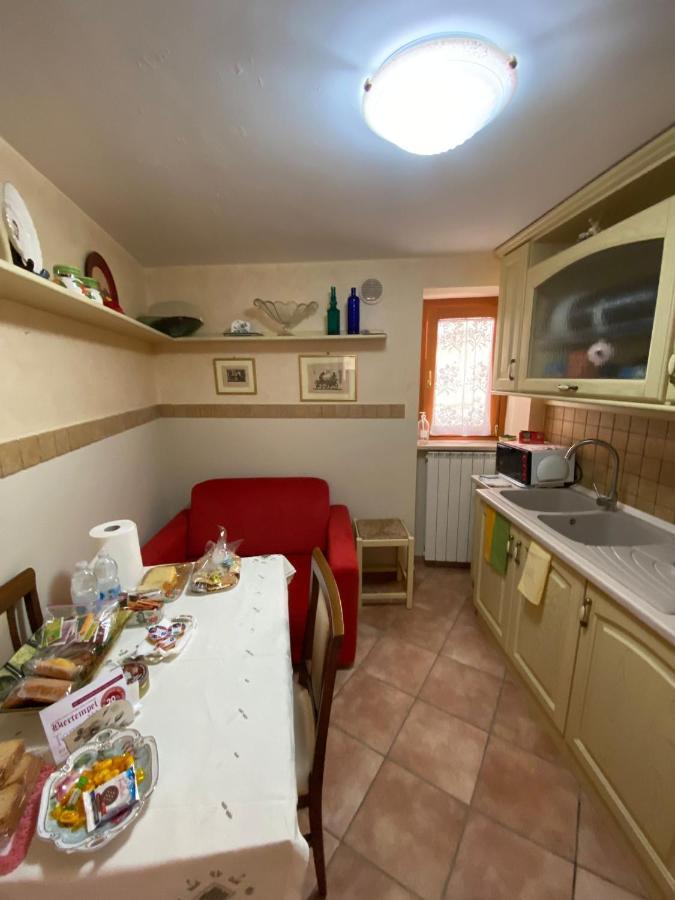 Antico Borgo Bed & Breakfast Fornelli Bagian luar foto